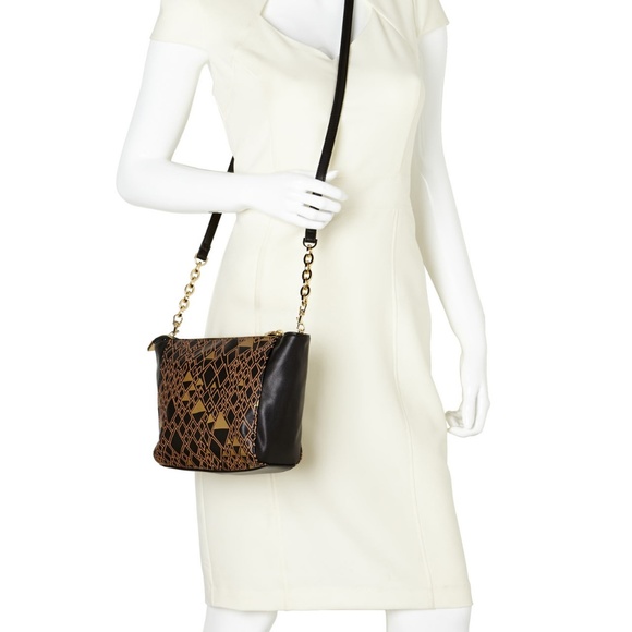 Deux Lux dreamer messenger crossbody bag - Picture 2 of 8